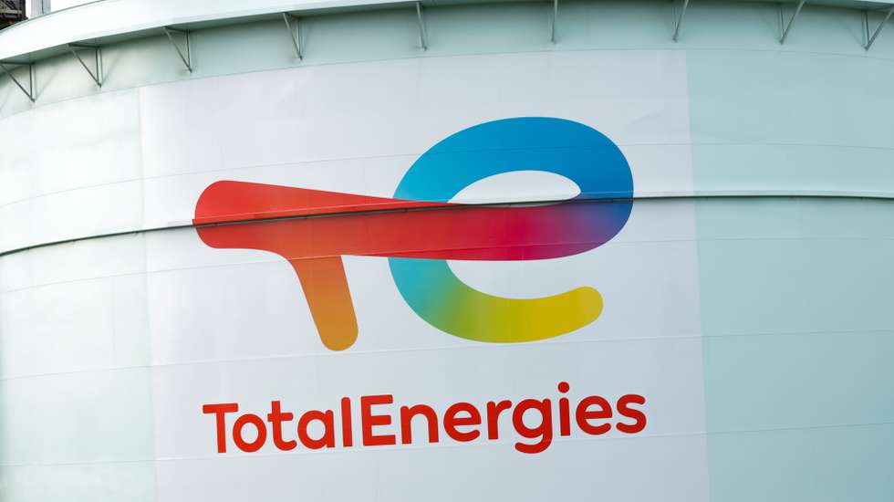 epa10243740 An oil tank at TotalEnergies fuel depot in Mardyck near Dunkerque, France, 14 October 2022. Since 27 September, General Confederation of Labour (CGT) and other trade unions have been on strike to improve working conditions in the face of inflation. The strike at refineries affected the country's domestic fuel output and caused shortage at French gas stations.  EPA/TERESA SUAREZ