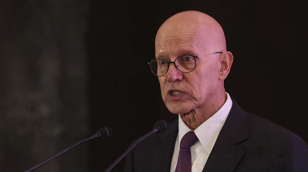 O presidente da Associação Portuguesa de Bancos (APB), Vítor Bento, intervém na conferência "Banca do Futuro", em Lisboa, 16 de novembro de 2022. ANDRÉ KOSTERS/LUSA
