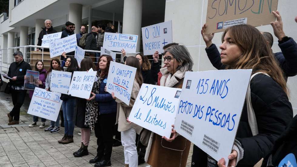devido a “ações e pressões levadas a cabo pela atual Comissão Executiva do Global Media Group"