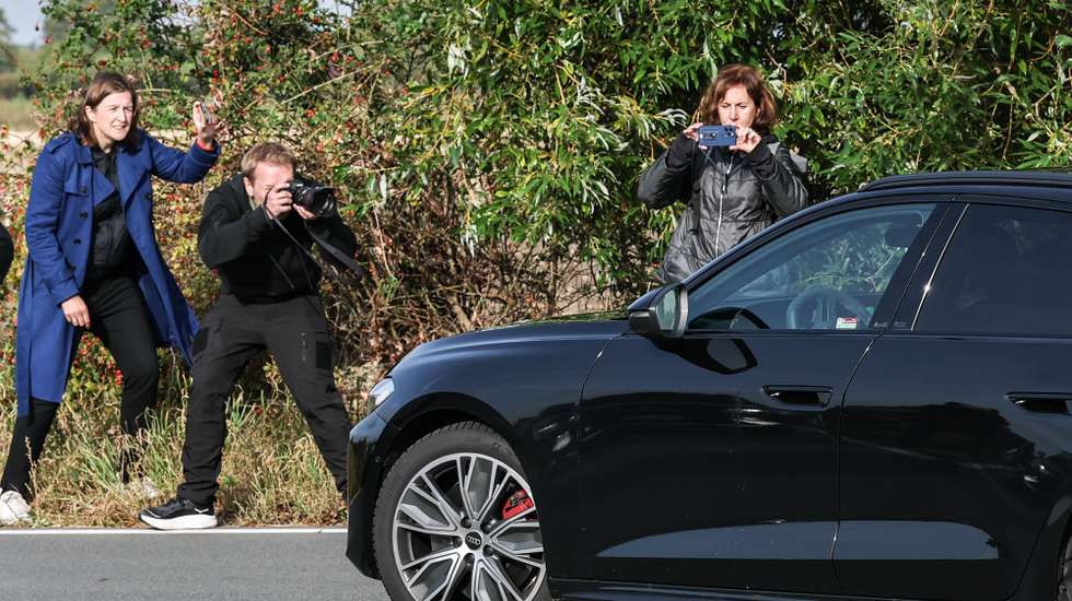 epa12384031 A car driven by Christian B.'s lawyer leaves after his release from a high-security prison in Sehnde, near Hanover, Germany, 17 September 2025. German prisoner Christian Brueckner, the main suspect in the Madeleine McCann case, is expected to be released no later than 17 September 2025 after serving a sentence for the rape of a 72-year-old woman in Portugal.  EPA/FILIP SINGER