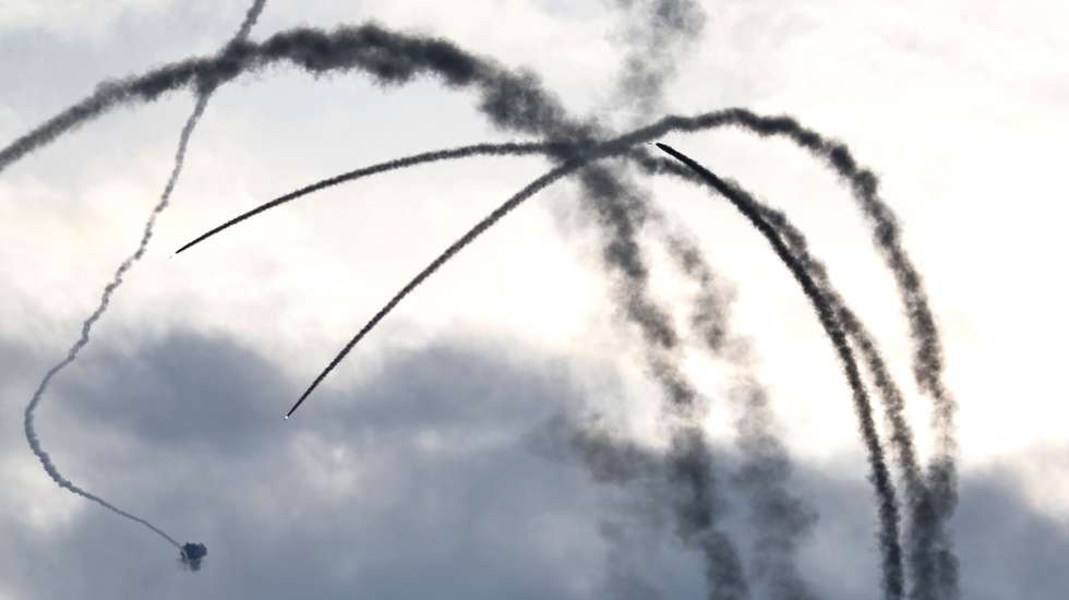 epa12851382 Israel's air defense system intercepts projectiles launched towards northern Israel amid cross-border fire, as seen from the Upper Galilee, in northern Israel, 26 March 2026. Israel resumed operations in Lebanon in early March 2026, targeting Hezbollah's infrastructure and personnel.  EPA/ATEF SAFADI