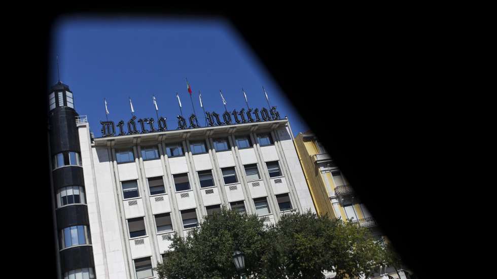 O Conselho de Redação do Diário de Notícias entendeu "não dar aval" a José Júdice e dar unanimemente "um parecer negativo" a Ana Cáceres Monteiro