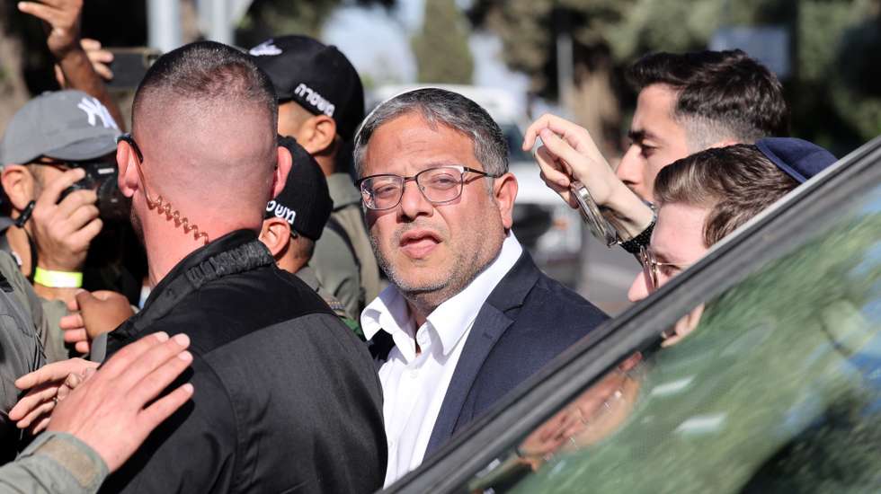 epa11379940 Israeli National Security Minister Itamar Ben-Gvir attends the the annual Gay Pride parade in Jerusalem, 30 May 2024. Thousands of members and supporters of the LGBTQ (lesbian, gay, bisexual, transgender, intersex, queer) community marched in the Jerusalem parade under tight police security.  EPA/ABIR SULTAN