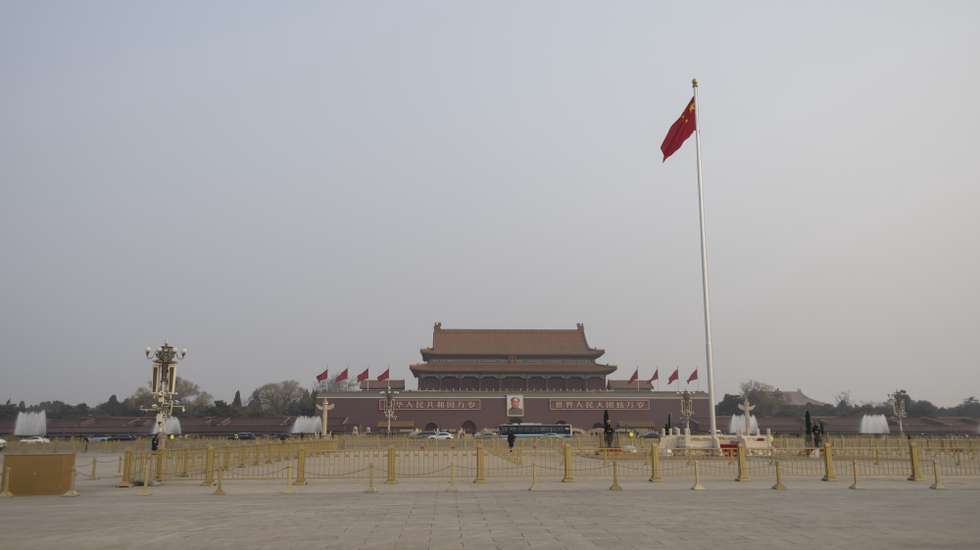 epa11953083 A portrait depicting Chinese leader Mao Zedong is seen in Tiananmen Square ahead of the closing meeting of the Third Session of the 14th Chinese People's Political Consultative Conference (CPPCC) of China at the Great Hall of People in Beijing, China, 10 March 2025. China holds two major annual political meetings, the National People's Congress (NPC) and the Chinese People's Political Consultative Conference (CPPCC) which run alongside and together are known as 'Lianghui' or 'Two Sessions.'  EPA/ANDRES MARTINEZ CASARES