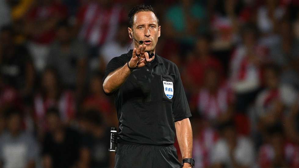 Soares Dias vai ser coadjuvado pelos árbitros assistentes Paulo Soares e Pedro Ribeiro, e pelo quarto árbitro Nuno Almeida, enquanto Luís Godinho foi designado para videoárbitro (VAR)