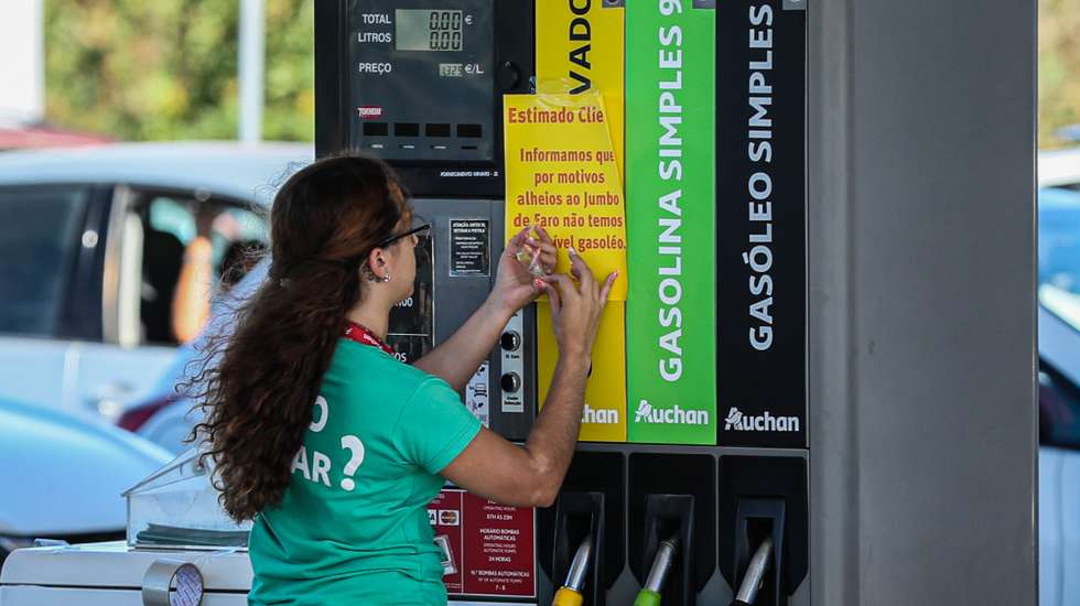 Posto de combustível em Faro