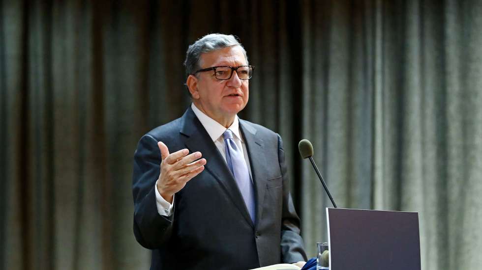 O diretor do Centro de Estudos Europeus, José Manuel Durão Barroso, intervém na conferência “Presidência do Conselho da União Europeia 2021”, na Universidade Católica, em Lisboa, 23 de novembro de 2020. Portugal assumirá a Presidência do Conselho da União Europeia no primeiro semestre de 2021, sucedendo à Alemanha. ANTÓNIO PEDRO SANTOS/LUSA