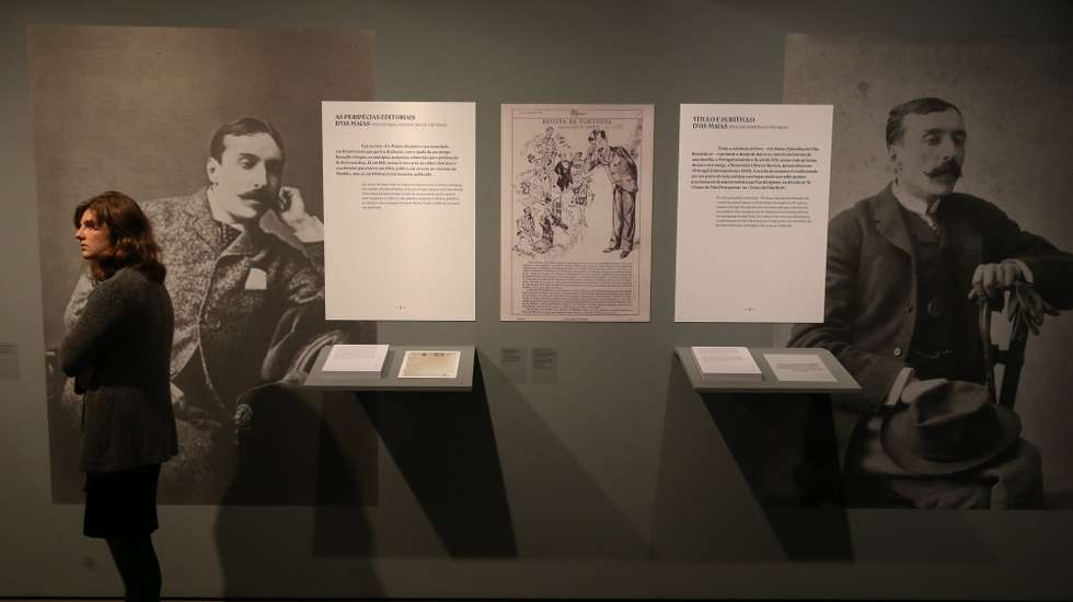 Mostra comemorativa dos 130 anos da publicação "d’Os Maias. Episódios da Vida Romântica", obra-prima de Eça de Queirós, na Fundação Calouste Gulbenkian, em Lisboa, 29 de novembro de 2018. Cento e trinta anos depois, a Fundação Calouste Gulbenkian inaugura uma exposição para que se possa ver tudo o que Eça trazia no saco. Os Maias serão o eixo central da mostra, mas à sua volta, hão de gravitar outras obras do autor – crónicas, romances, contos e muitas cartas –, fotografias, pinturas, caricaturas, gravura, música da época e excertos de filmes, bem como objetos do seu espólio pessoal guardados na Casa de Tormes (propriedade da Fundação Eça de Queiroz) nunca antes mostrados em Lisboa. INÁCIO ROSA/LUSA