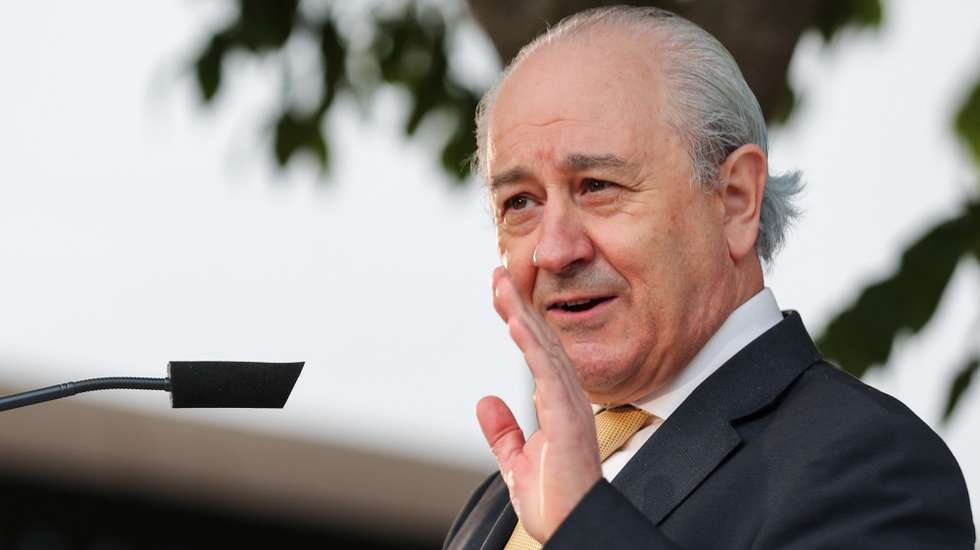 O presidente do PSD, Rui Rio, intervém na cerimónia de apresentação do deputado Duarte Pacheco como candidato pela Coligação PSD/CDS-PP/PPM à Camara Municipal de Torres Vedras, 28 de abril de 2021. MIGUEL A. LOPES/LUSA
