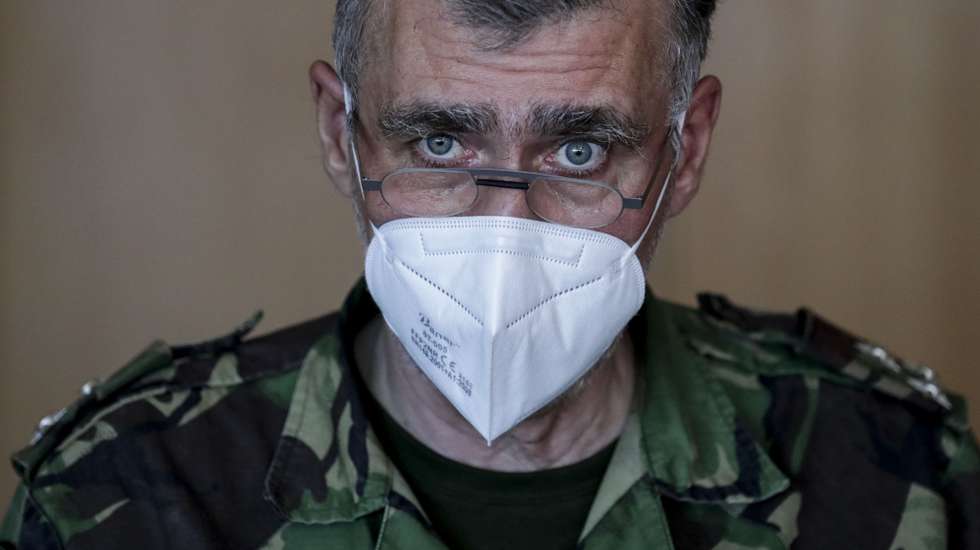 O vice-almirante e coordenador da task-force para a vacinação, Gouveia e Melo, durante entrevista na sede em Carcavelos, Oeiras, 02 de setembro de 2021. (ACOMPANHA TEXTO DA LUSA DE 04 SETEMBRO 2021). TIAGO PETINGA/LUSA
