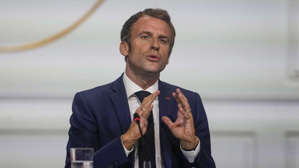 epa09505563 French President Emmanuel Macron gestures as he speaks during the One Planet Summit at the Elysee Palace in Paris, France, 04 October 2021. France, with the United Nations and the World Bank, is organizing a 'One Planet Summit' for biodiversity in Paris.  EPA/Michel Euler / POOL  MAXPPP OUT