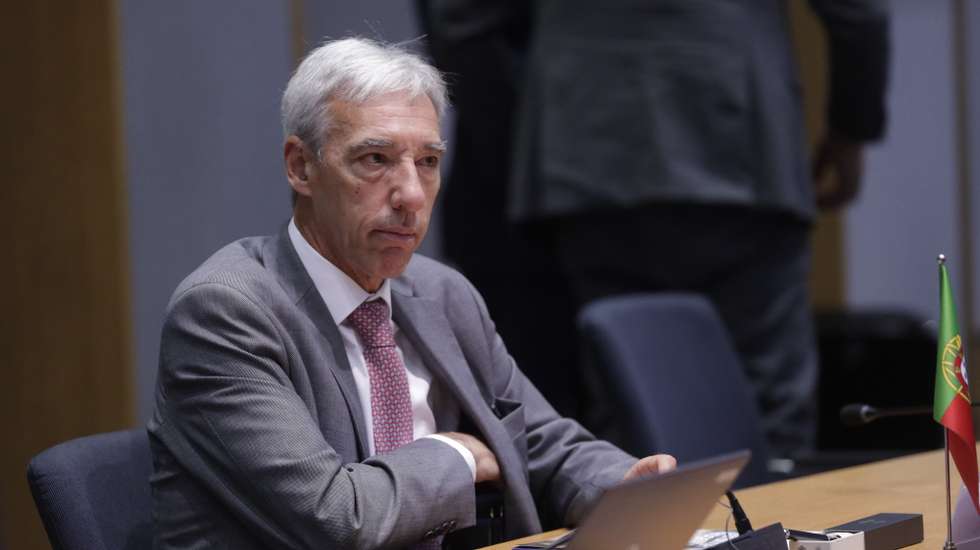 epa09584818 Portugal's Defense Minister Joao Gomes Cravinho, during the European Defense Ministers Council in Brussels, Belgium, 16 November 2021. In the morning, ministers will attend the European Defence Agency (EDA) Steering Board meeting.  EPA/OLIVIER HOSLET