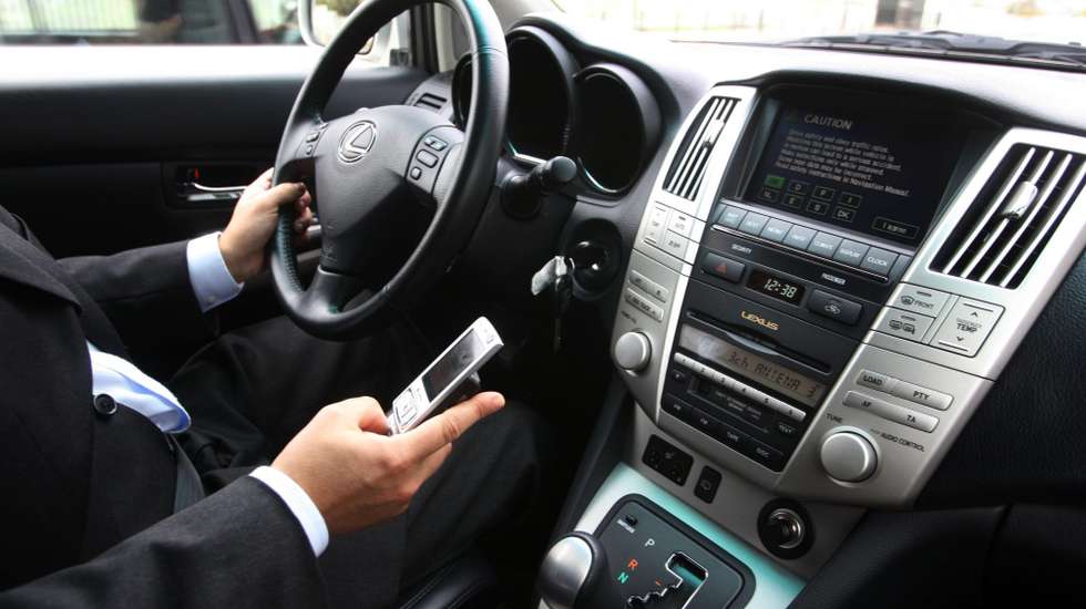 Apresentação de sistema de segurança para veículos automóveis