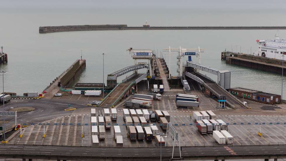 epa08899568 A view of lorries at the port in Dover, Britain, 22 December 2020. France has closed its border with the UK for 48 hours over concerns about the new coronavirus variant. Freight lorries cannot cross by sea or through the Eurotunnel and the Port of Dover has closed to outbound traffic.  EPA/VICKIE FLORES