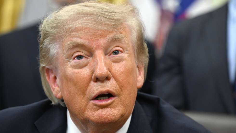 epa13203276 United States President Donald J Trump hosts an announcement on healthcare affordability in the Oval Office of the White House in Washington, DC, USA, 31 August 2026.  EPA/Annabelle Gordon / POOL