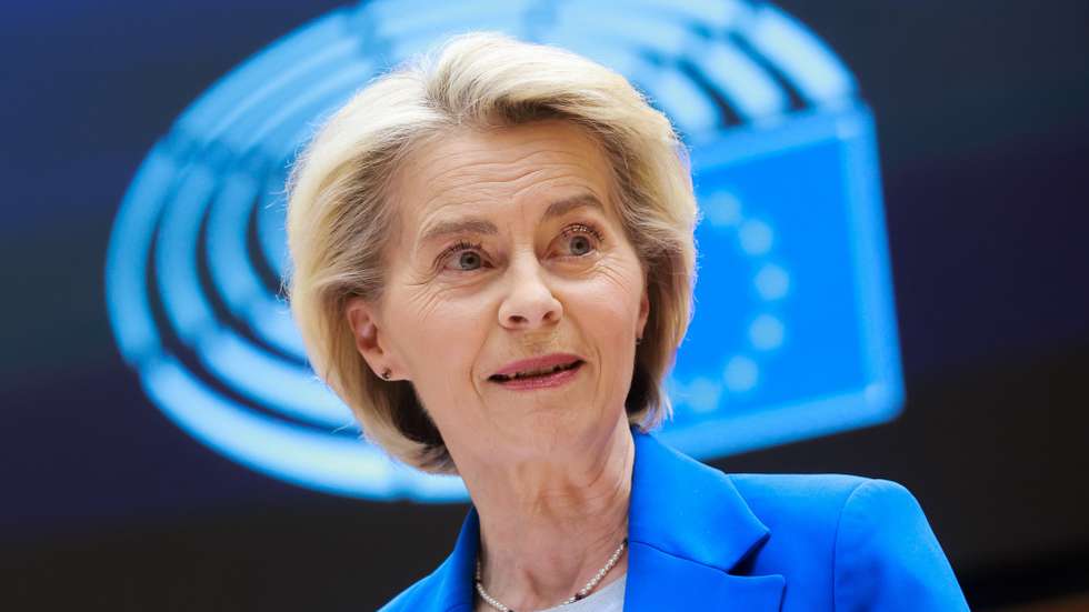 epa12520880 European Commission President Ursula von der Leyen attends a debate on the new 2028-2034 Multiannual Financial Framework (MFF) during a plenary session of the European Parliament in Brussels, Belgium, 12 November 2025. Debates on 12 November are expected to mainly focus on the first European annual asylum and migration report, the setting up of the Annual Solidarity Pool, and the new 2028-2034 Multiannual Financial Framework (MFF).  EPA/OLIVIER HOSLET