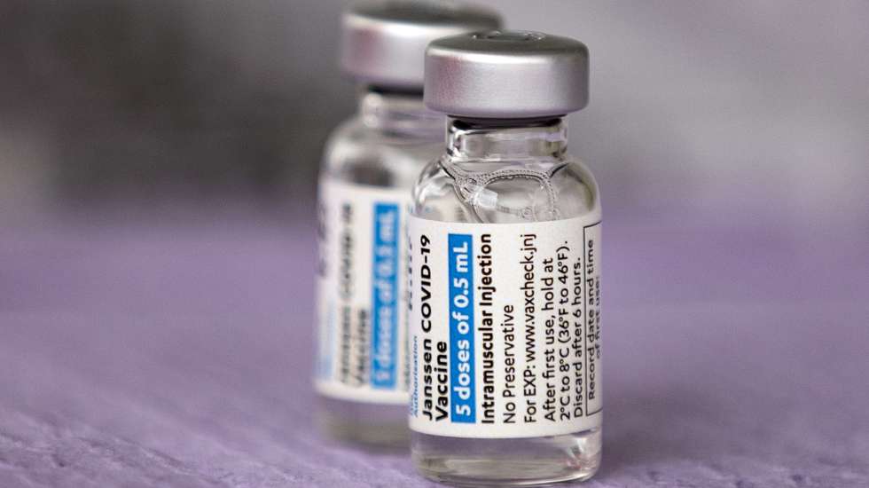 epa09097517 Vials of the Janssen (Pharmaceutical Companies of Johnson &amp; Johnson) vaccine against Covid-19 are displayed during a vaccination operation organized by St. John's Well Child and Family Center in Los Angeles, California, USA, 25 March 2021. St. John's Well Child and Family Center, the Los Angeles County Federation of Labor and immigrant rights groups organized a press conference prior to the vaccination operation to call for immigrants, including undocumented people, to be prioritized in the COVID-19 vaccine rollout. About 400 immigrant community members will be receiving their COVID-19 vaccines throughout the day at the site.  EPA/ETIENNE LAURENT