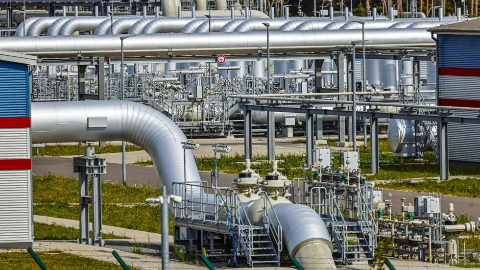 epa10167245 Pipes at the landfall facilities of the 'Nord Stream 2' gas pipeline in Lubmin, Germany, 07 September 2022. Gas supplies are being used by Russia to exert pressure on European nations in response to sanctions imposed after it invaded Ukraine. Gazprom, the Russian state-controlled gas company, closed the Nord Stream 1 pipeline from Russia to Germany.  EPA/HANNIBAL HANSCHKE