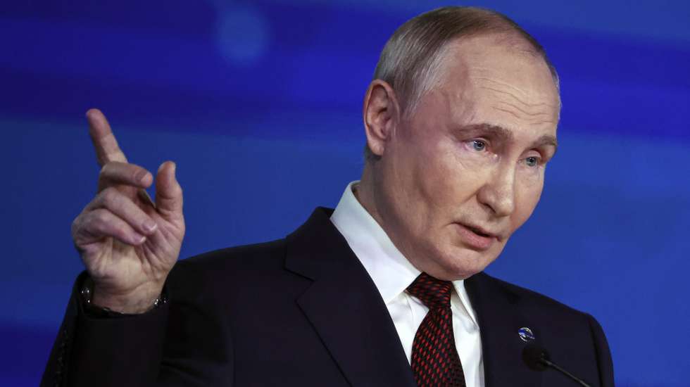 epa11707768 Russian President Vladimir Putin delivers a speech during a plenary session as part of the 21st annual meeting of the Valdai Discussion Club titled 'Lasting peace on what basis? Common security and equal opportunities for development in the 21st century' in Sochi, Krasnodar region, Russia, 07 November 2024. The Valdai Discussion Club annual meeting takes place from 04 to 07 November.  EPA/MAXIM SHIPENKOV