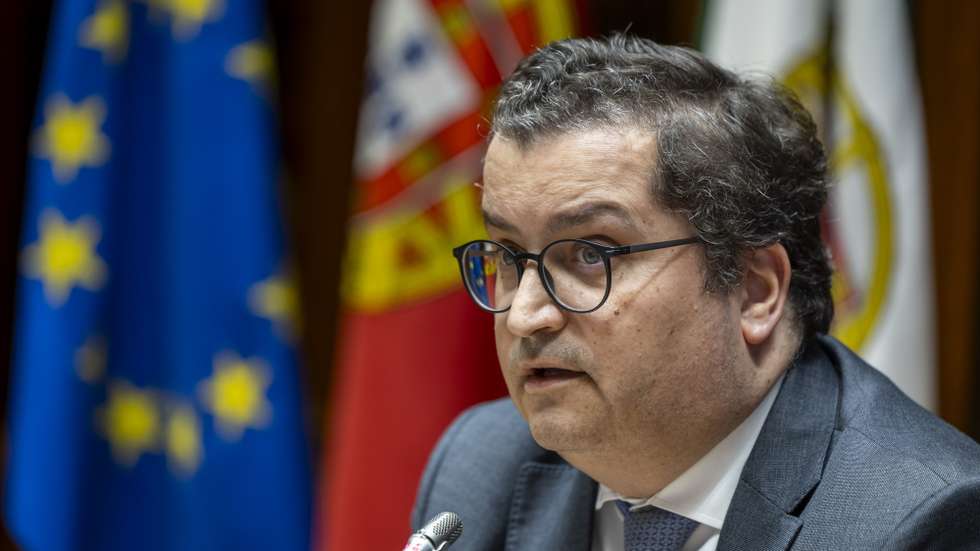 O ministro de Estado e das Finanças, Joaquim Miranda Sarmento, durante a sua audição na Comissão de Orçamento, Finanças e Administração Pública, na Assembleia da República, em Lisboa, 31 de março de 2026. JOSÉ SENA GOULÃO/LUSA
