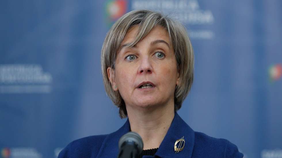A ministra da Saúde, Marta Temido, fala aos jornalistas no final da XVIII sessão de apresentação sobre a “Situação Epidemiológica da covid-19, no Infarmed, em Lisboa, 23 de março de 2021. ANTÓNIO COTRIM/LUSA