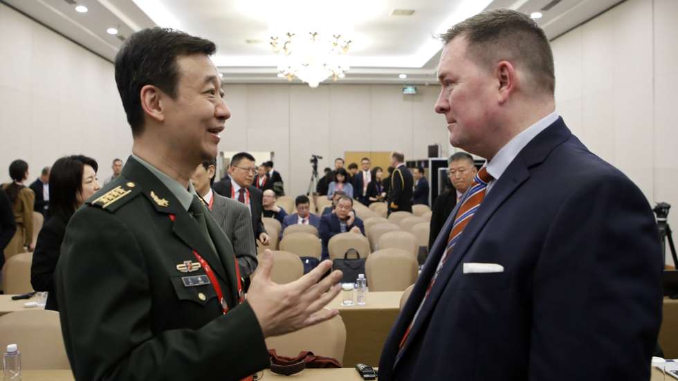 China rejeita acusação da Austrália sobre incidente com navio que causou feridos