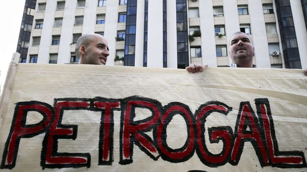 Para organizações dos trabalhadores da Petrogal, o ministro está "na disponibilidade de fazer coisa nenhuma" pelos funcionários