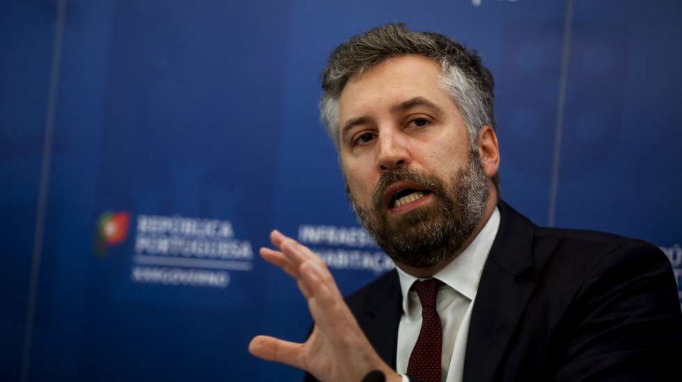 epa08877543 The Minister of Infrastructure and Housing Pedro Nuno Santos Attends to a press conference to explain the details of TAP's Restructuring Plan, in Lisbon, Portugal, 11 December 2020. The government presented on  11 December the restructuring plan of TAP which sent to Brussels on 10 December and which contemplates a maximum of 2,000 redundancies and salary cuts of 25% for salaries above 900 euros.  EPA/NUNO FOX