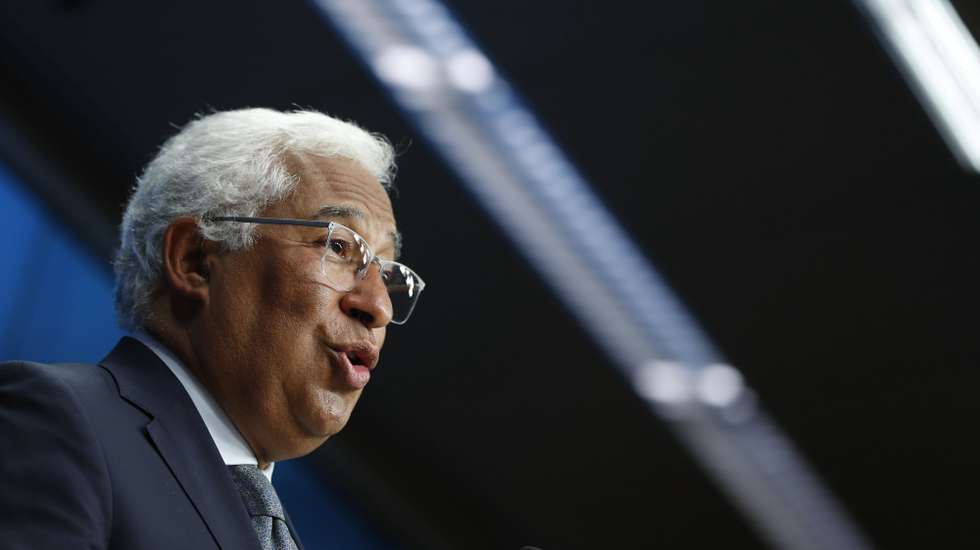epa09300916 Portugal's Prime Minister Antonio Costa speaks at a news conference after European Union leaders meeting in Brussels, Belgium, 25 June 2021.  EPA/JOHANNA GERON / POOL