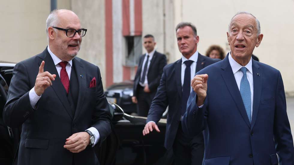 Estonia's President Alar Karis (L) and Portugal's President Marcelo Rebelo de Sousa (R) attend the Estonia-Portugal Economic Forum in Lisbon, Portugal, 16 January 2026. ANTÓNIO COTRIM/LUSA
