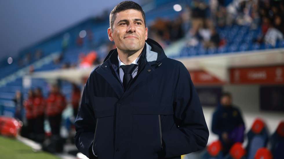 Portugal's head coach Francisco Neto reacts during the Women's qualification for the Brazil 2027 World Cup soccer match between Portugal and Finland at the FC Vizela stadium, in Vizela, Portugal, 03 March 2026. ESTELA SILVA/LUSA