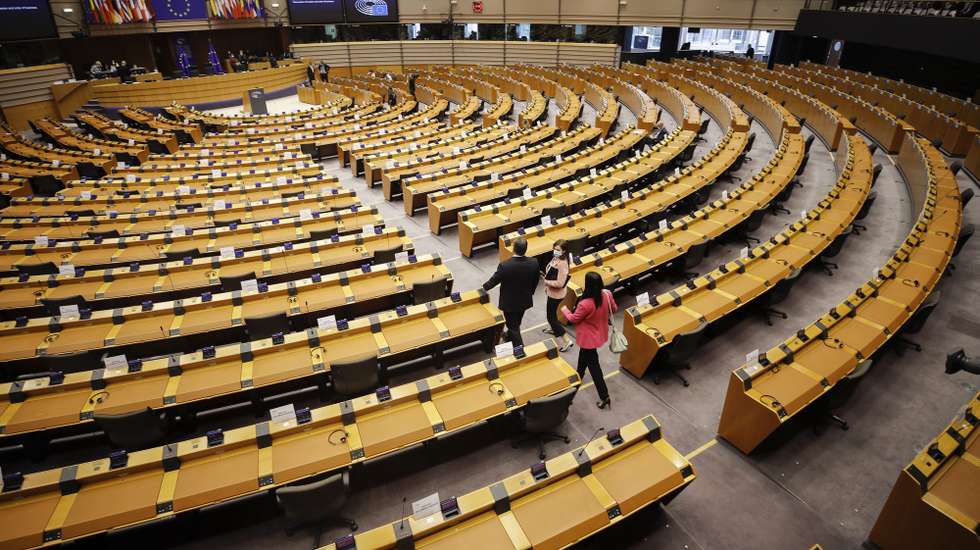 epa09295531 General view of hemicycle ahead to a debate on Preparation of the European Council meeting 24-25 June 2021 and relaunch of the Malta Declaration during a mini plenary session of European Parliament in Brussels, Belgium, 23 June 2021 .  EPA/OLIVIER HOSLET
