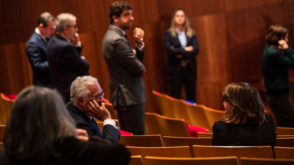 Votaremos para que o Orçamento fique menos mau, mas isso não torna o Orçamento suficiente", assegura Mariana Mortágua