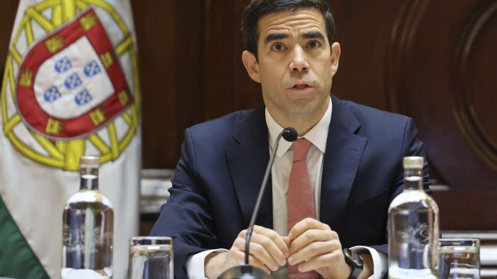 O ministro da Presidência, António Leitão Amaro, intervém na audição perante a Comissão de Cultura, Comunicação, Juventude e Desporto, na Assembleia da República, em Lisboa, 28 de janeiro de 2026. JOÃO RELVAS/LUSA