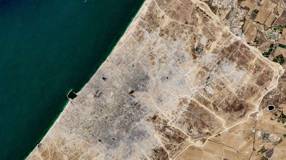 epa12434665 ​A handout satellite image made available by Vantor shows a general view of Gaza City and northern Gaza on 11 September 2025 (issued 06 October 2025). 07 October 2025 marks two years since the Palestinian militant group Hamas launched a surprise attack on Israel, taking dozens of hostages and killing nearly 1,200 people. In response, Israel began its war on Gaza, which has killed more than 66,000 people, displaced millions and destroyed the Palestinian enclave.  EPA/SATELLITE IMAGE ©2025 VANTOR / HANDOUT -- MANDATORY CREDIT: SATELLITE IMAGE  ©2025 VANTOR  -- THE WATERMARK MAY NOT BE REMOVED/CROPPED -- HANDOUT EDITORIAL USE ONLY/NO SALES