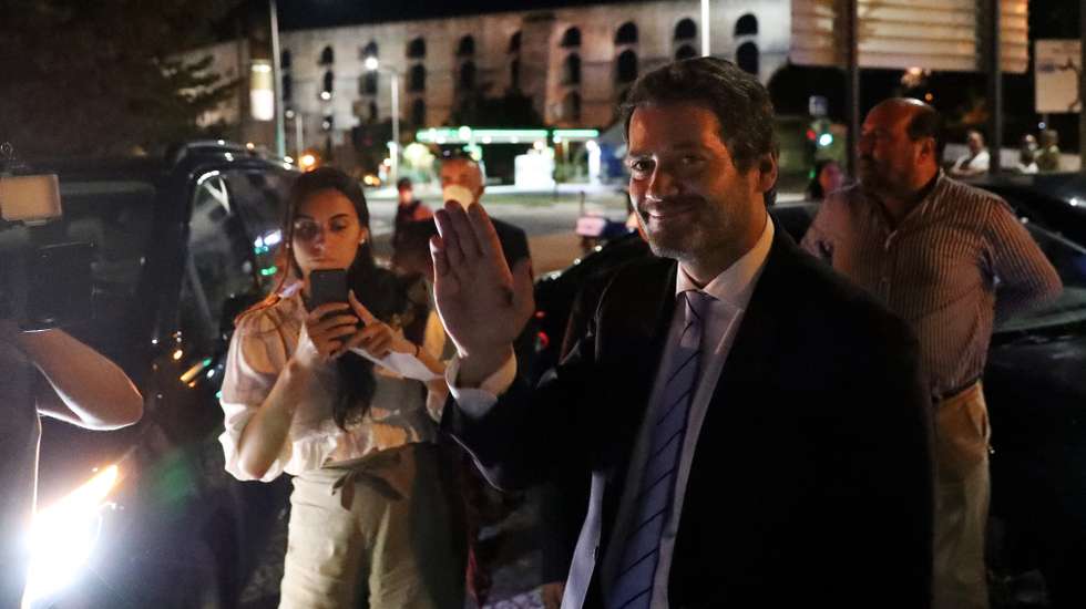 O presidente do Chega, André Ventura, durante uma ação de campanha em Elvas, 19 de setembro de 2021. No próximo dia 26 de setembro mais de 9,3 milhões eleitores podem votar nas eleições Autárquicas, para eleger os seus representantes locais. NUNO VEIGA/LUSA