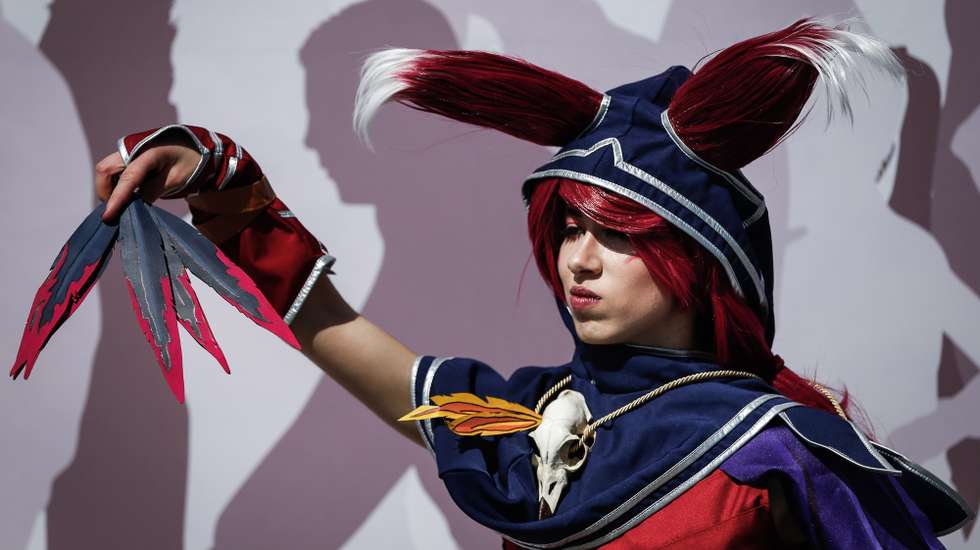 epa07837243 Visitors dressed as comic characters pose during the first day of the 6th Comic Con Portugal in Lisbon, Portugal, 12 September 2019.  EPA/RODRIGO ANTUNES