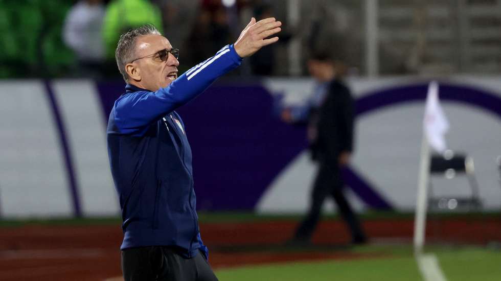 epa11976550 Iran's head coach Paulo Bento during the FIFA World Cup 2026 qualification soccer match between Iran and the United Arab Emirates in Tehran, Iran, 20 March 2025.  EPA/ABEDIN TAHERKENAREH