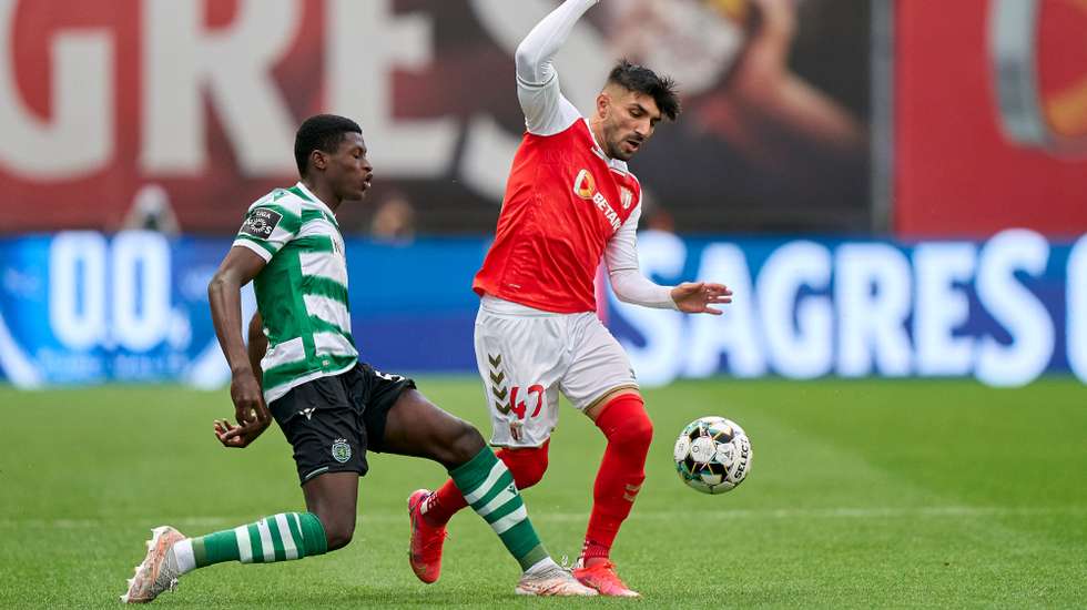 Ricardo Esgaio está na órbita verde e branca para voltar a Alvalade, Nuno Mendes será a grande venda do Sporting no mercado de verão