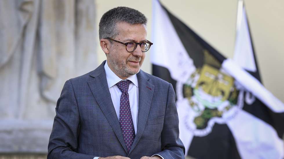 Moedas reclama elogio da esquerda para reabertura da Rua da Prata