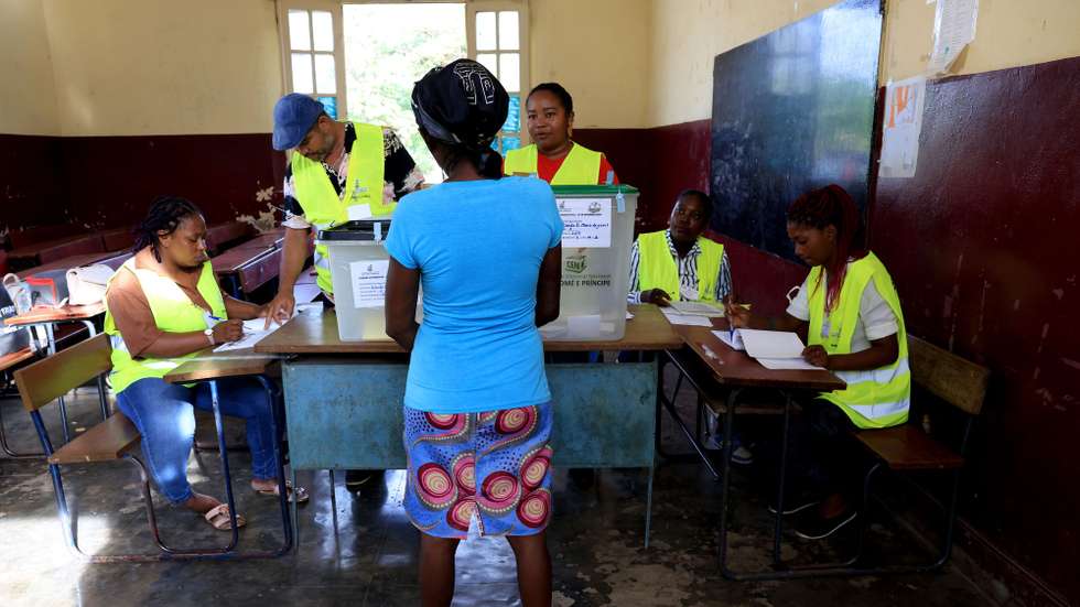Voting in Sao Tome and Principe legislative elections in Agua Grande, Sao Tome island, Sao Tome and Principe, 27 September 2026. More than 146,000 voters are called upon to choose the next Prime Minister of Sao Tome and Principe. ESTELA SILVA/LUSA