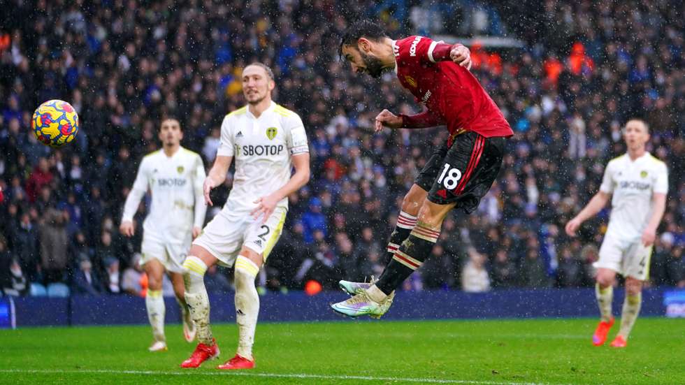 Bruno Fernandes marcou de cabeça o segundo golo do United (nono pessoal da época) e fez a assistência para o 4-2 de Elanga