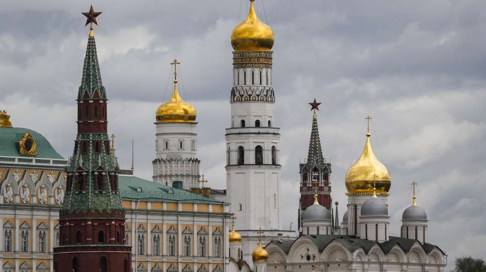 epa09944772 The Kremlin in Moscow, Russia, 13 May 2022.  EPA/YURI KOCHETKOV