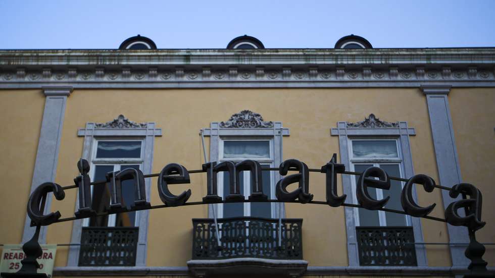 A Cinemateca Portuguesa, em Lisboa, está sem diretor desde 10 de feveireiro. O concurso abriu em novembro com caráter de urgência
