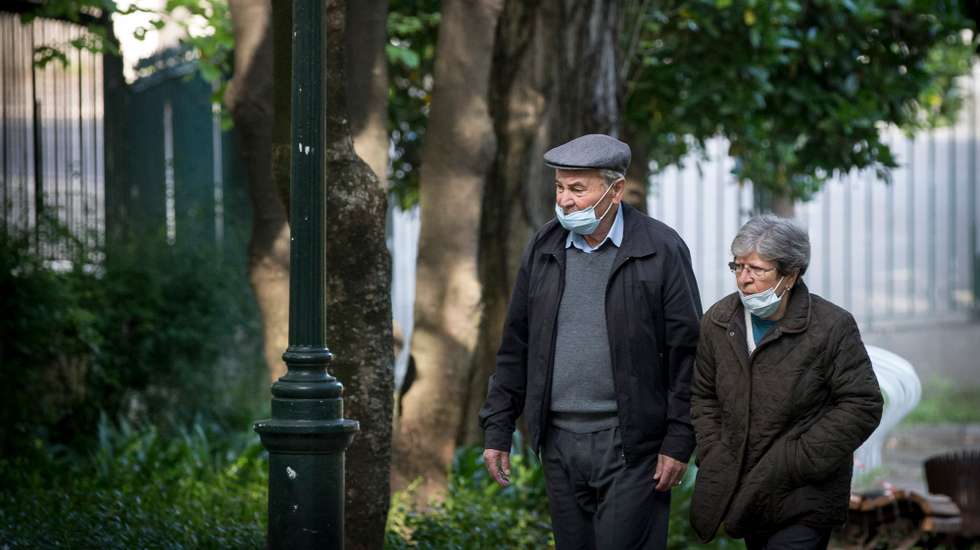 Quatro idosos foram vítimas de violência por dia em 2020