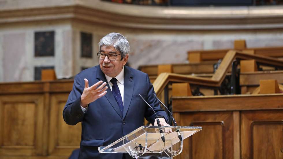 O presidente da Assembleia da República (AR), Eduardo Ferro Rodrigues, intervém durante a audição "Programa de Trabalho da Comissão Europeia para 2021", em Lisboa, 12 de janeiro de 2021. Organizada pela Comissão de Assuntos Europeus da AR, esta audição pretende promover o debate sobre o Programa de Trabalho da Comissão Europeia para este ano, assim como uma reflexão com os principais responsáveis políticos no âmbito dos assuntos europeus, com o objetivo de contribuir para a seleção das iniciativas que se afigurem de especial relevância política para o país e que serão objeto de escrutínio pela Assembleia em 2021. ANTÓNIO PEDRO SANTOS/LUSA