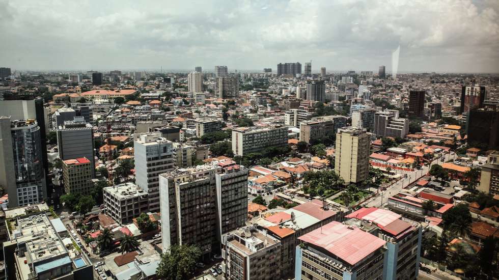 epa08319382 Aerial view of Luanda, Angola, 24 March 2020. The Angolan capital on 24 March saw the first day of restrictive measures meant to curb the spread of the ongoing pandemic of the COVID-19 disease caused by the SARS-CoV-2 coronavirus, which includes at least two weeks of suspension of school, sports and cultural events, religious services and various public activities. However, many residents were failing to comply with the authorities&#039; recommendations on social distancing and self-isolation by refusing to stay inside their homes.  EPA/AMPE ROGERIO