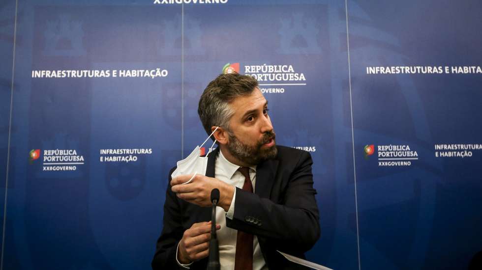 epa08877549 The Minister of Infrastructure and Housing Pedro Nuno Santos attends to a press conference to explain the details of TAP's Restructuring Plan, in Lisbon, Portugal, 11 December 2020. The government presented on  11 December the restructuring plan of TAP which sent to Brussels on 10 December and which contemplates a maximum of 2,000 redundancies and salary cuts of 25% for salaries above 900 euros.  EPA/NUNO FOX