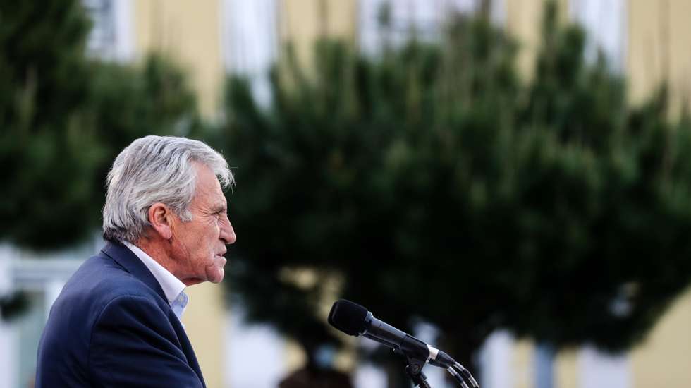 O secretário-geral do PCP, Jerónimo de Sousa, intervém na cerimónia de apresentação da candidatura de João Ferreira pela CDU às eleições autárquicas para Lisboa, 12 de abril de 2021. TIAGO PETINGA/LUSA