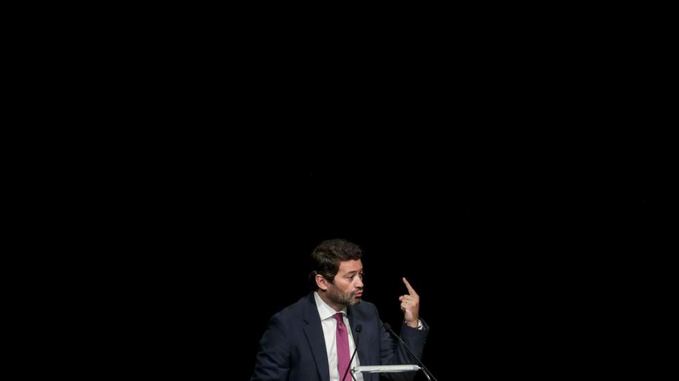 O Presidente do Chega, André Ventura, no último dia da 3.ª Convenção do MEL – Movimento Europa e Liberdade, em Lisboa, 26 de maio de 2021. TIAGO PETINGA/LUSA